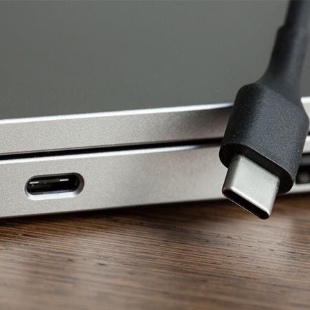 Kabel do ładowania typu USB-C Typ-C , 1m czarny.